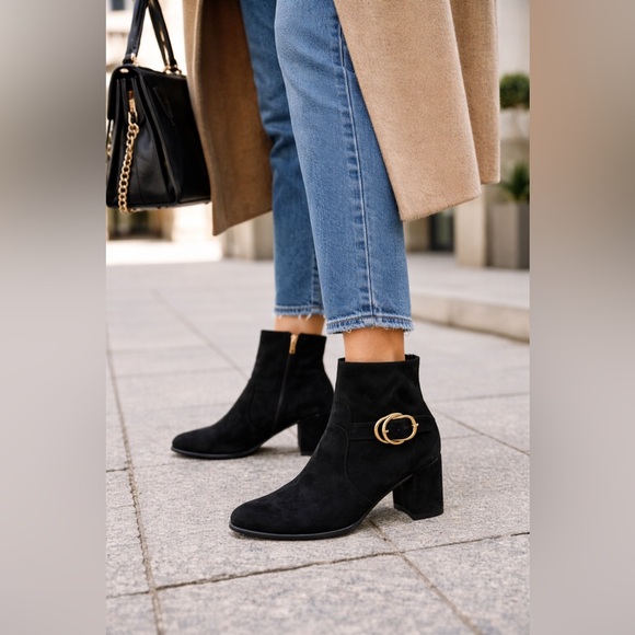Stuart Weitzman Shoes - Stuart Weitzman Black Suede Ankle Boots Gold Hardware Block Heel 7.5